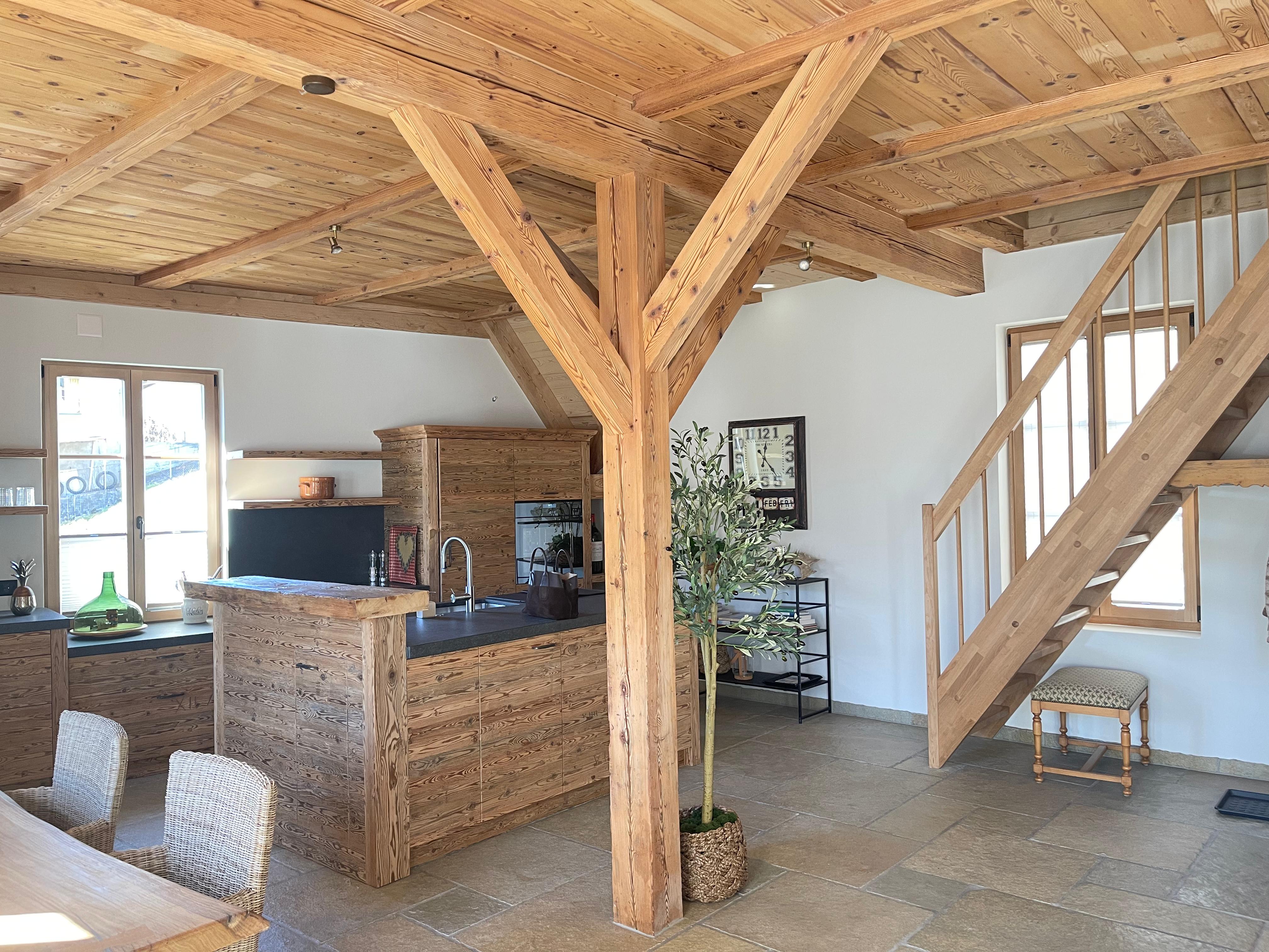 Black Cockatoo Lodge