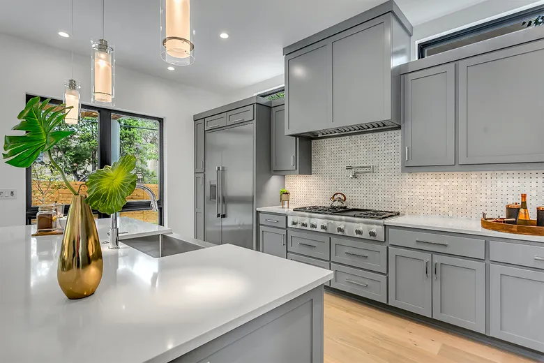 Kitchen countertop and tile backsplash installation in Denver, CO
