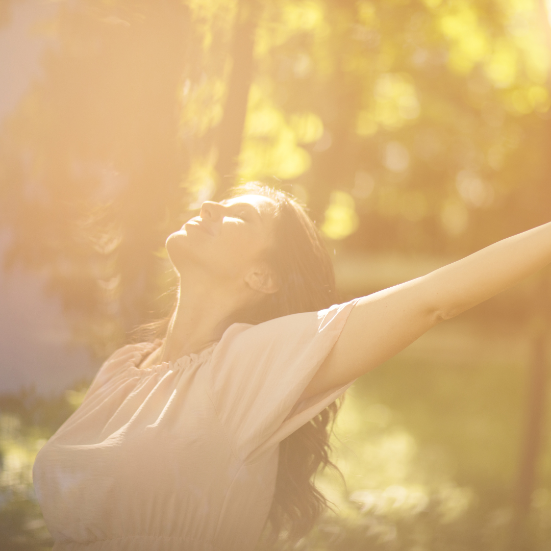 Soft & Sovereign 30-Day Self-Compassion Course for women in midlife – come home to yourself