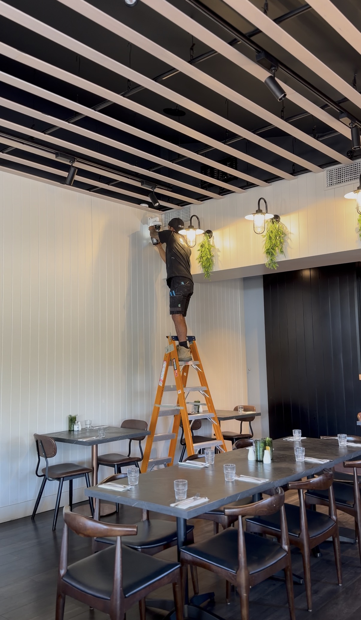 The Lake House Bar & Grill, Victoria Point, Brisbane QLD 4165 installation — image 2