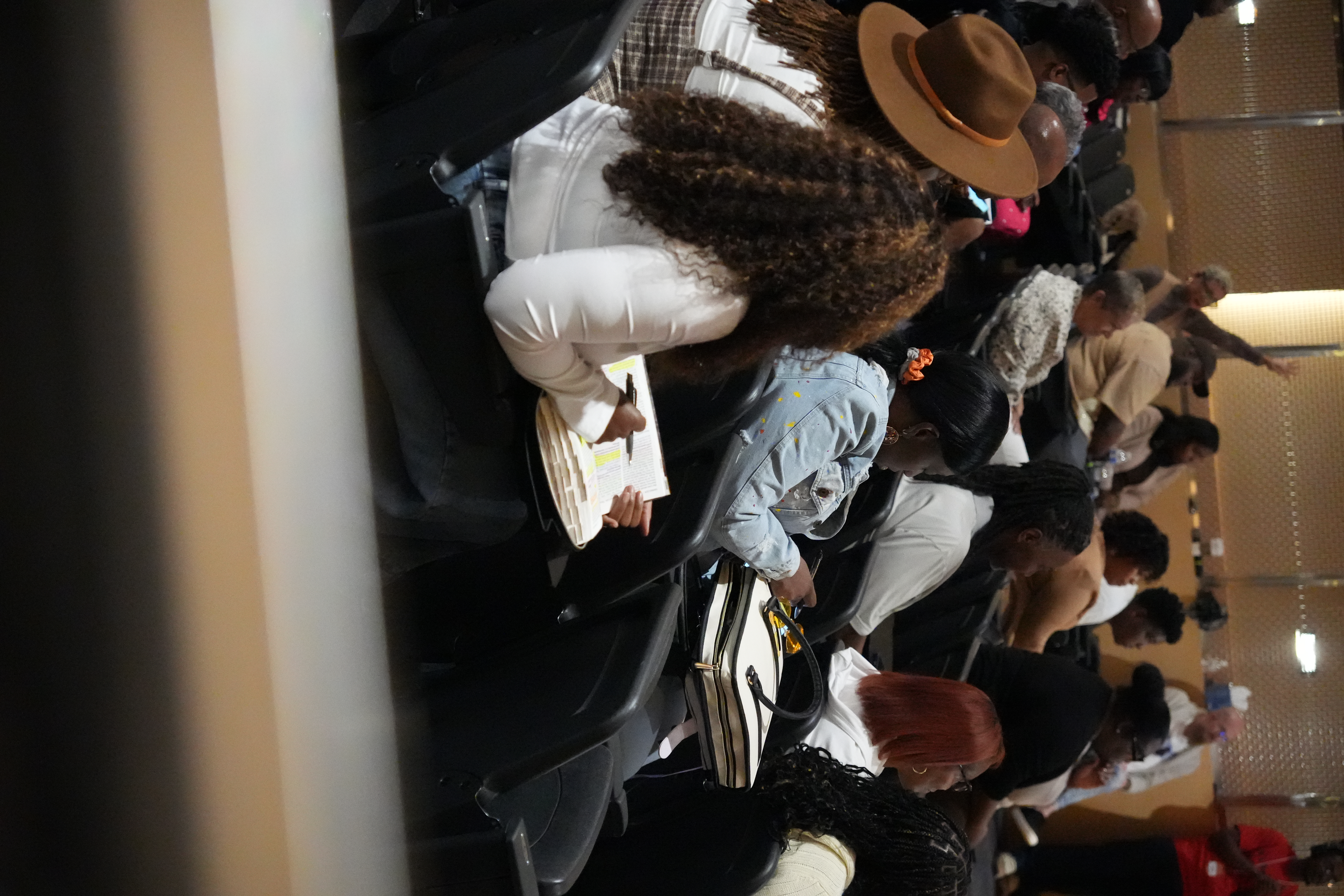 Large formation gathering