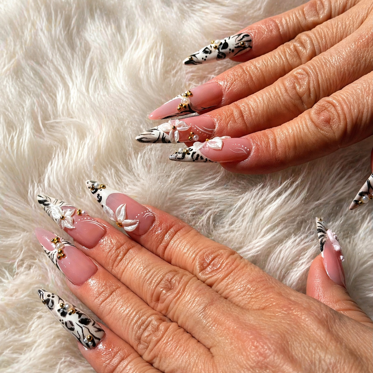 Chrome nails Glendale AZ