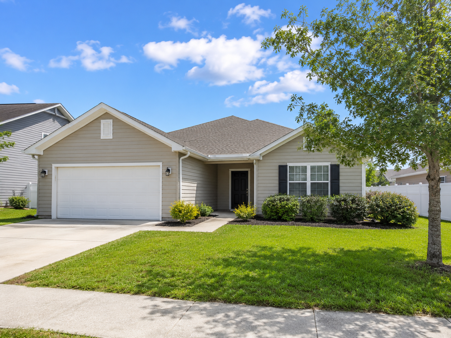 Well-maintained luxury rental home