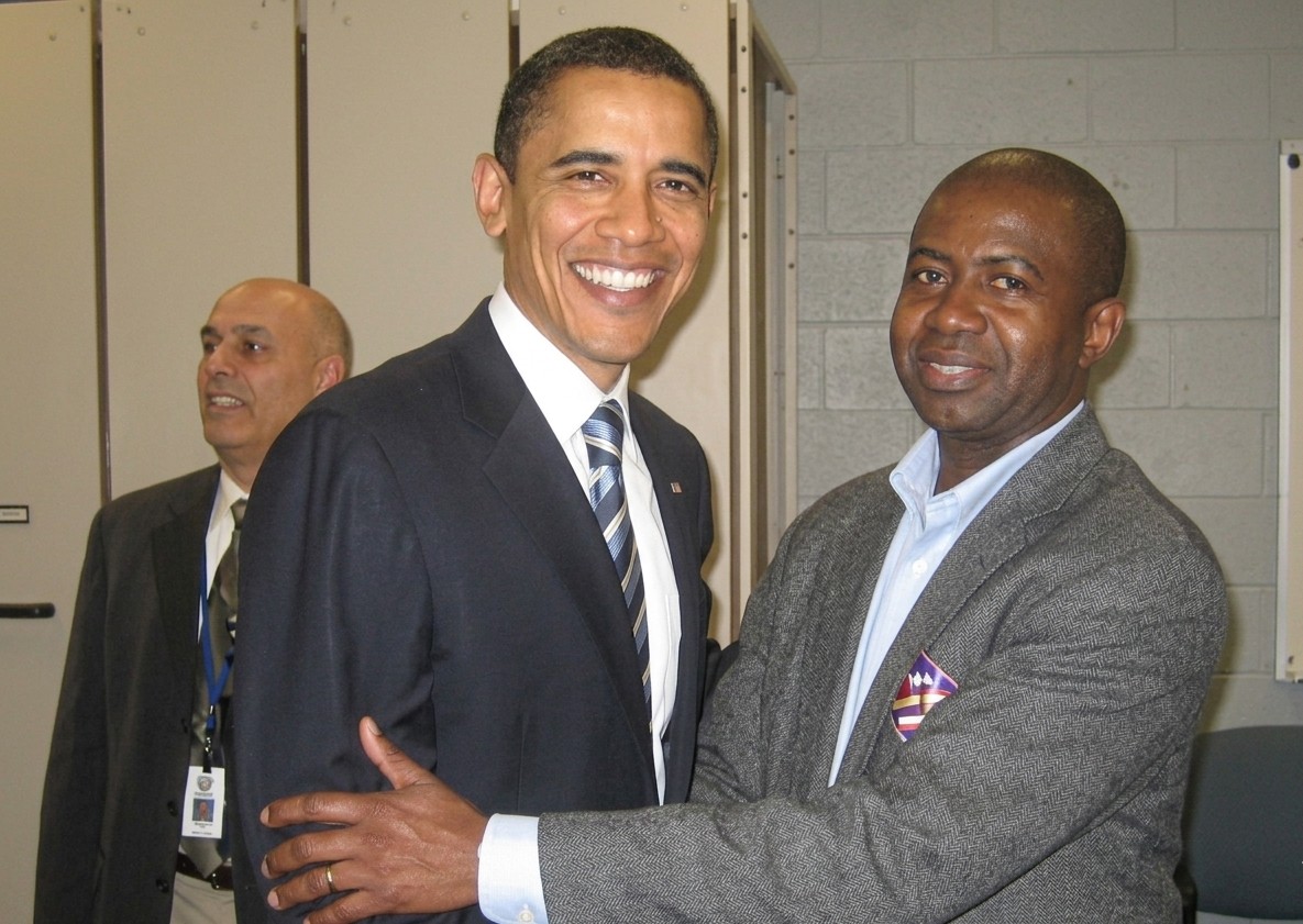 Lee Moultrie with Barack Obama at a professional event