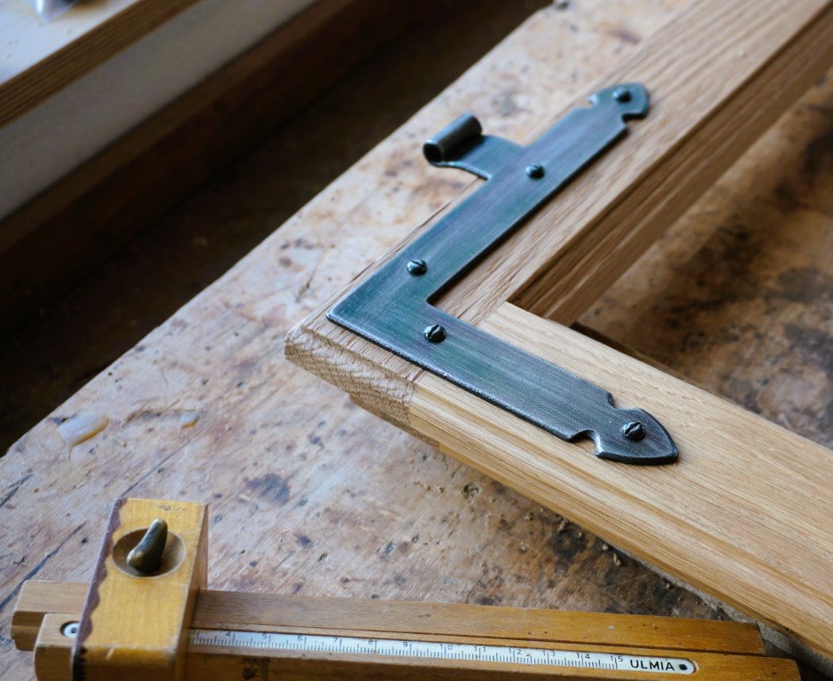 Präzise Verarbeitung und Detailverliebtheit im Tischlerhandwerk