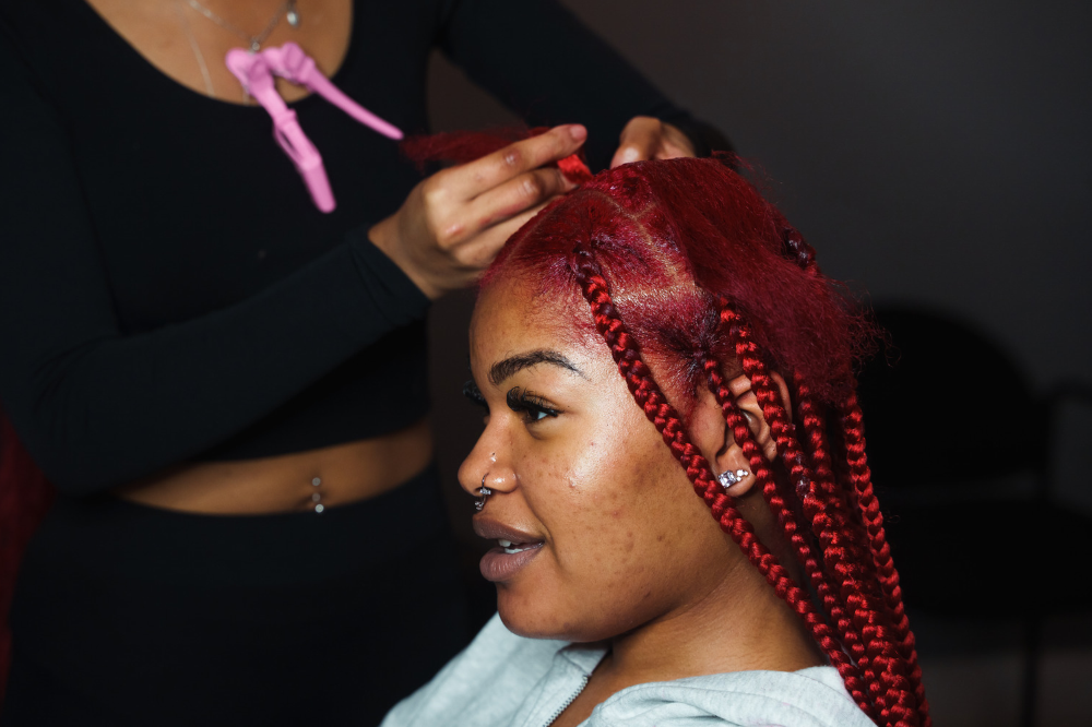 Knotless Braids by M & C Best Braider Professional