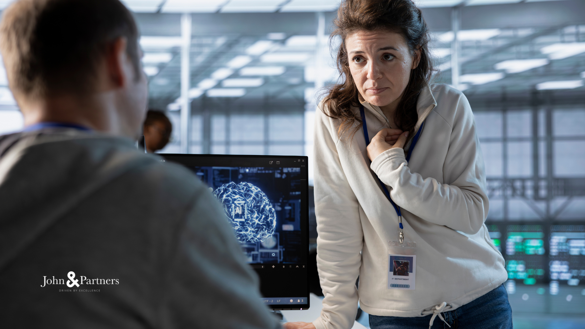 Nhân viên không hiểu được logic phía sau kết quả AI nên cảm thấy nghi ngờ và không tin dùng Nhân viên không hiểu được logic phía sau kết quả AI nên cảm thấy nghi ngờ và không tin dùng