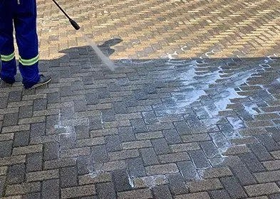 Pressure washing in Crace
