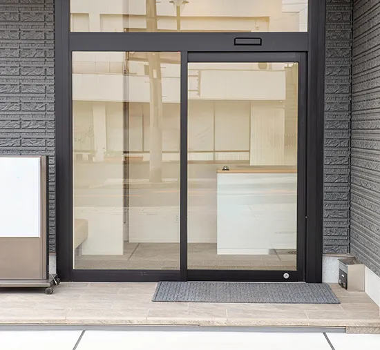 Shop Front Retail Store Painting
