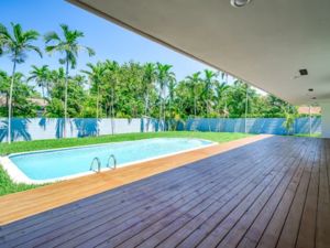 Commercial Build-Outs in Parkland