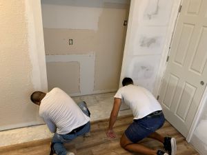 {{ custom_values.service_4 }} in {{custom_values.area_6})