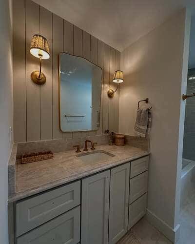 {{ custom_values.service_3 }} in {{custom_values.area_3})