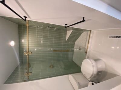 {{ custom_values.service_4 }} in {{custom_values.area_3})