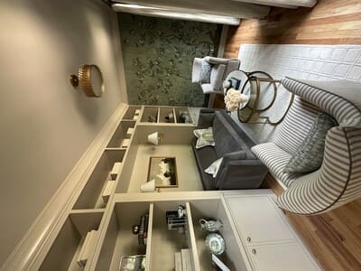 {{ custom_values.service_4 }} in {{custom_values.area_3})