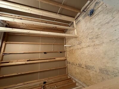 {{ custom_values.service_4 }} in {{custom_values.area_3})