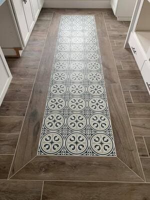 {{ custom_values.service_4 }} in {{custom_values.area_4})