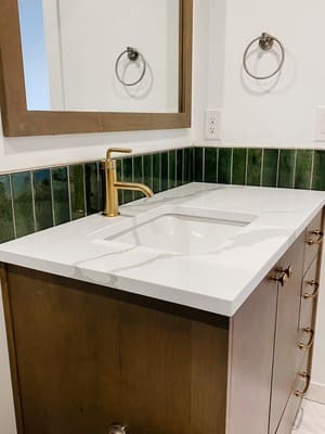 {{ custom_values.service_2 }} in {{custom_values.area_7})