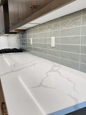 {{ custom_values.service_4 }} in {{custom_values.area_6})