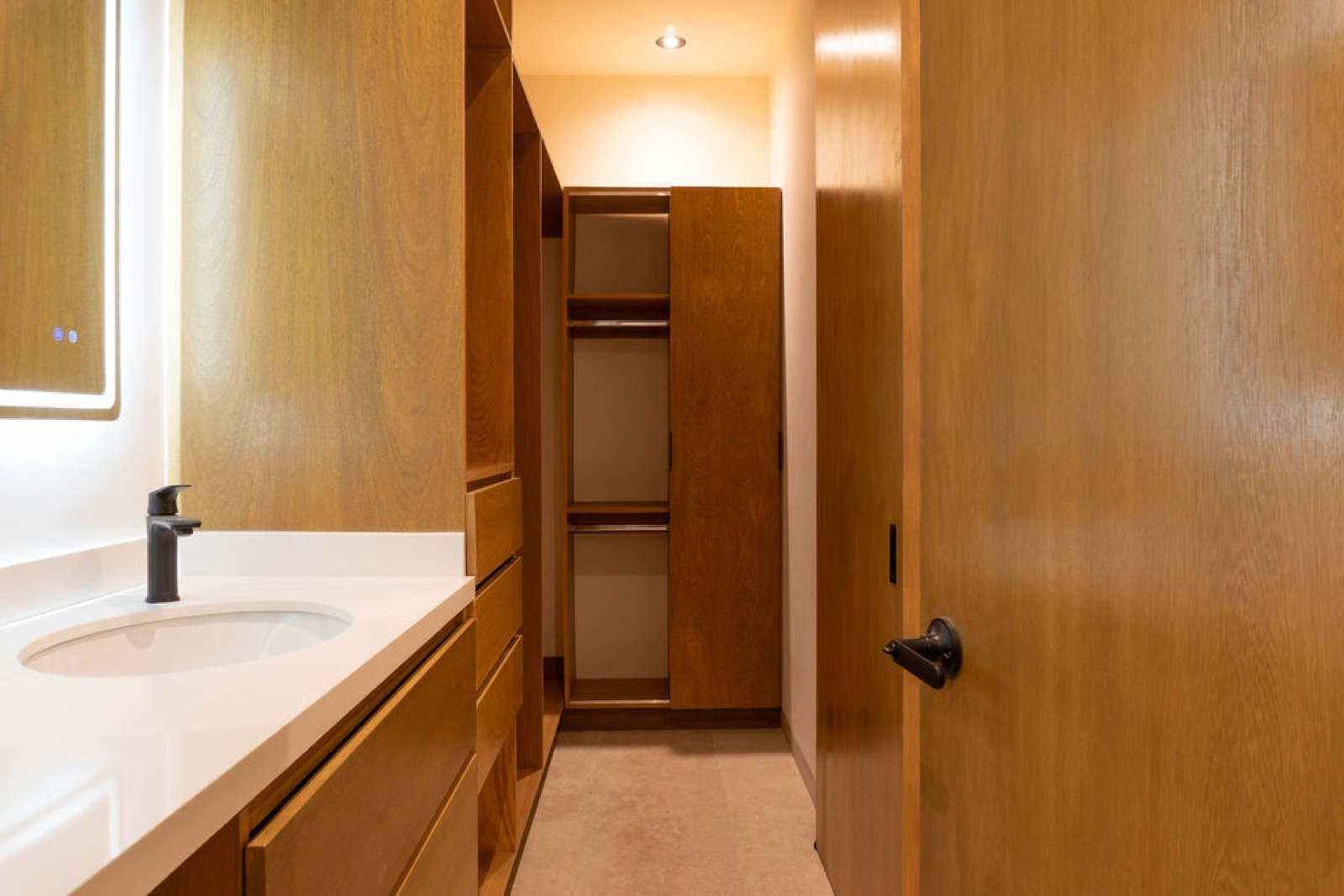Detalle de acabados, casa muestra Marbella Residencial