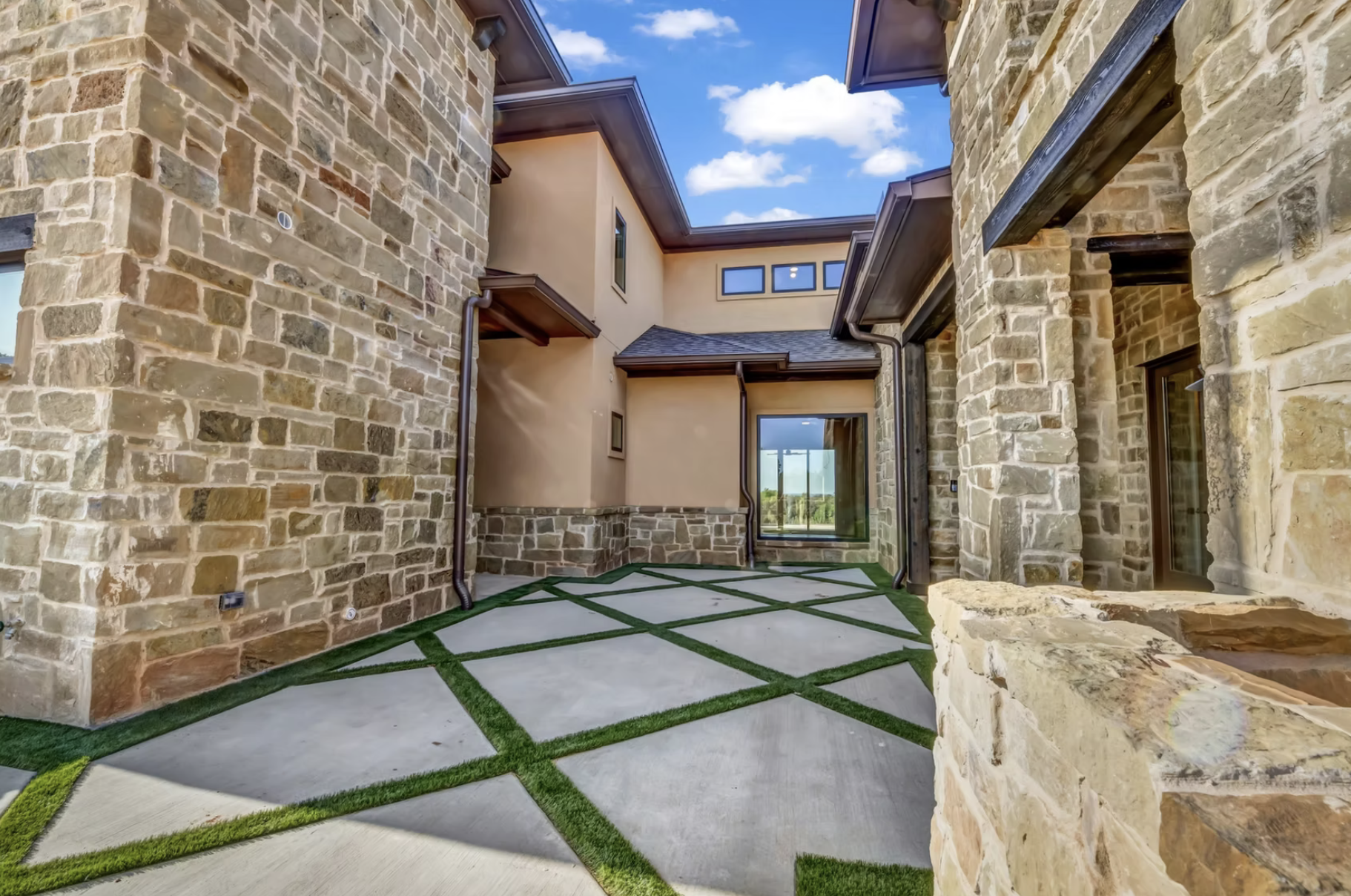 FlowRite Construction Showcase