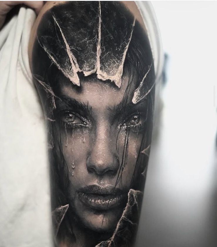 Tattoo von Neon Tattoo Germany