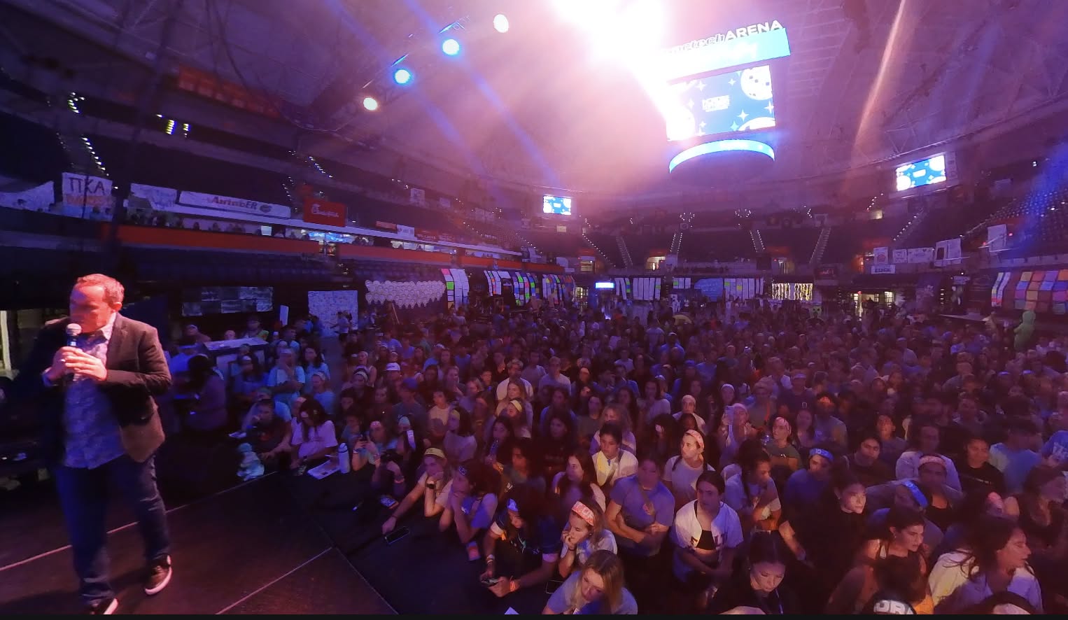 Richard Barker performing