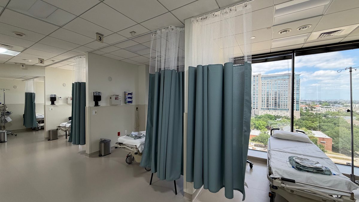AOSC Houston pre-operative area