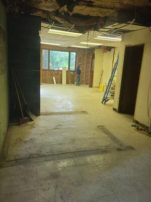 {{ custom_values.service_3 }} in {{custom_values.area_3})