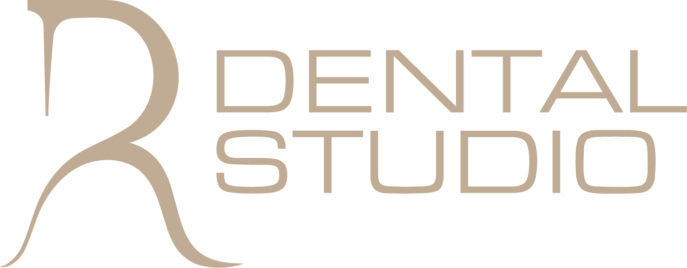 Logo R Dental Studio