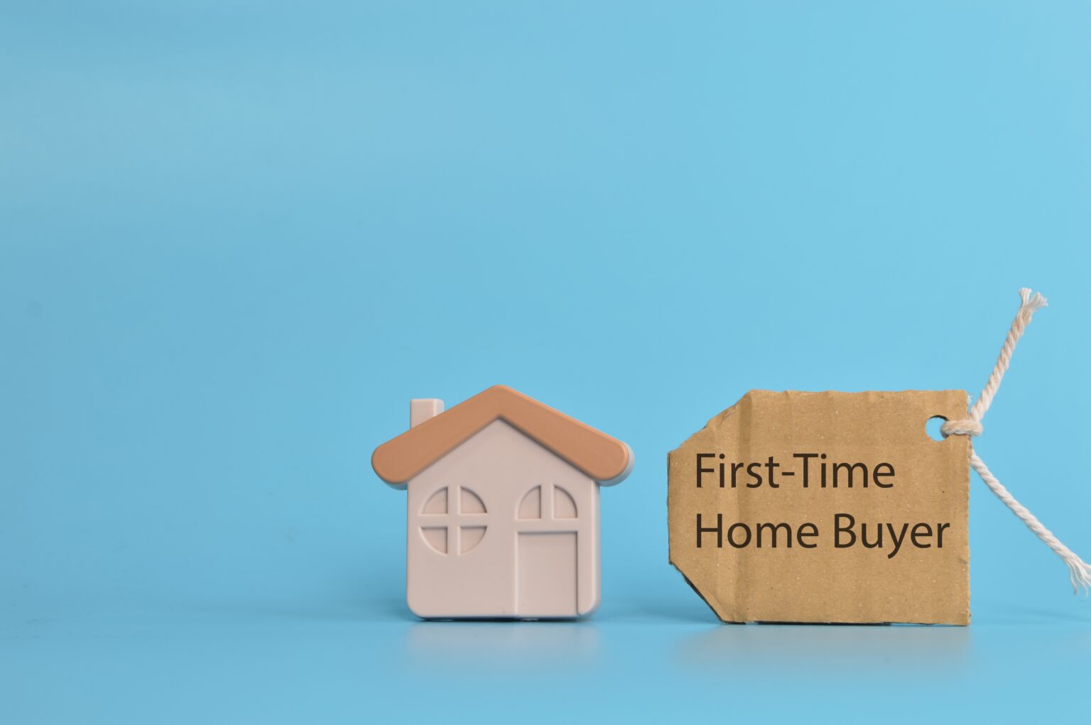 First-Time Home Buyers: Tips and Tricks for Navigating the Mortgage Process