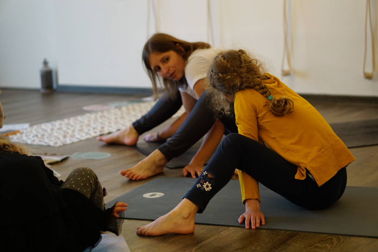 Yoga, Isabell Düsterloh, Klagenfurt, Wörthersee, Kinderyoga, yogamadeisi