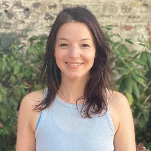 Julia M. - Verifiziertes Mitglied von KIDSYOGA+