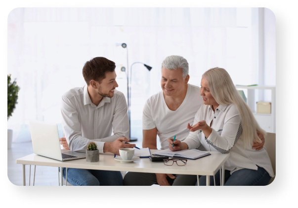 Advisor meeting with couple