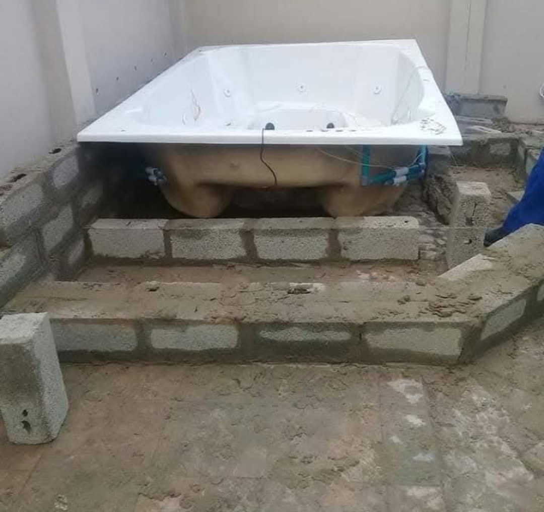 Jacuzzi installation in progress