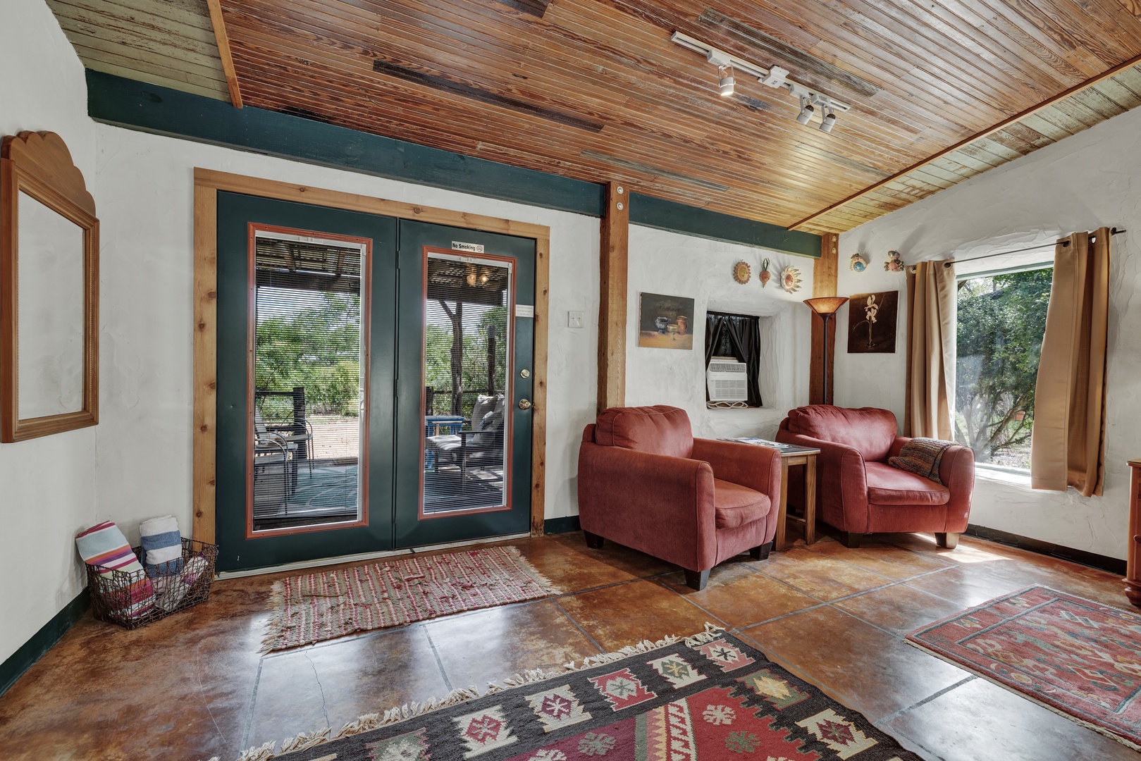A warm, well-run guest space
