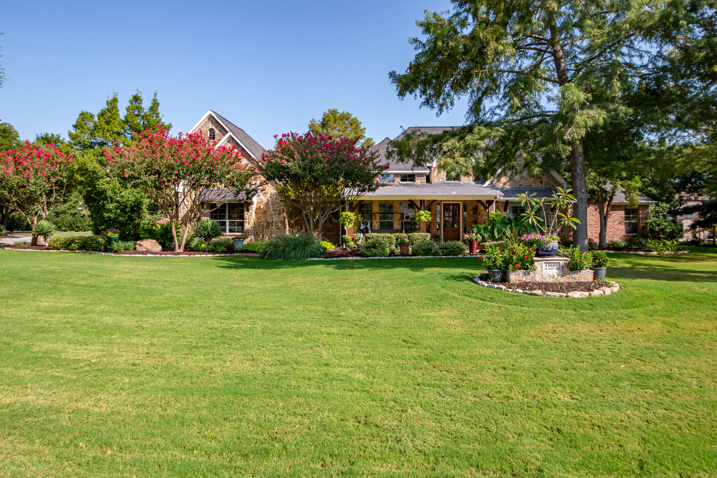 15600 Big Horn Trail - Exterior 1