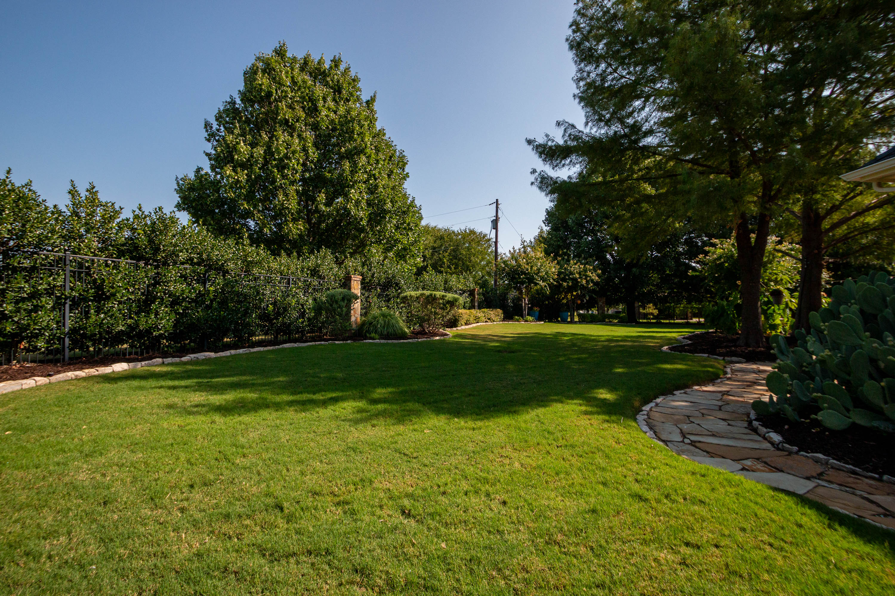 15600 Big Horn Trail - Exterior 9