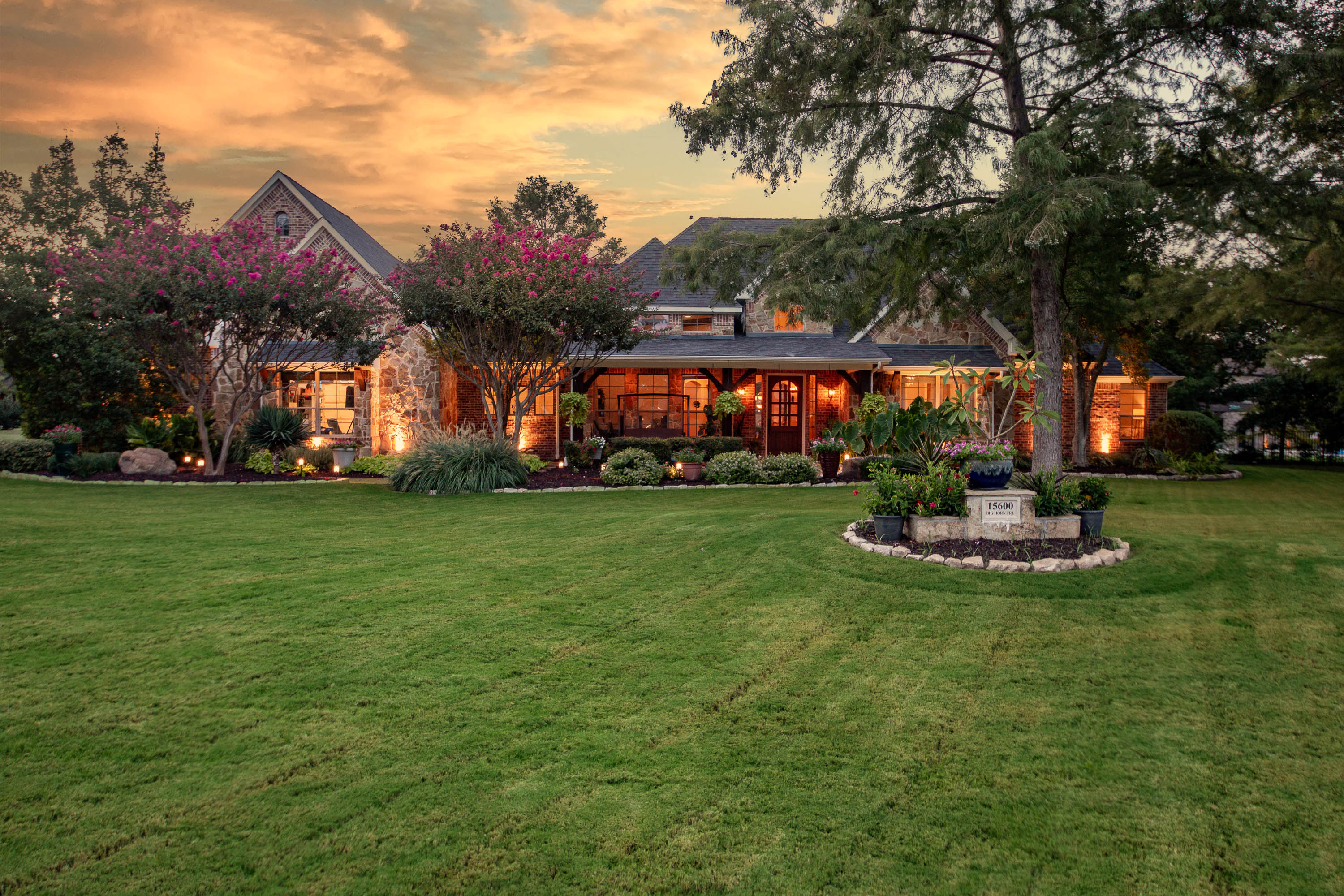 15600 Big Horn Trail - Exterior 11