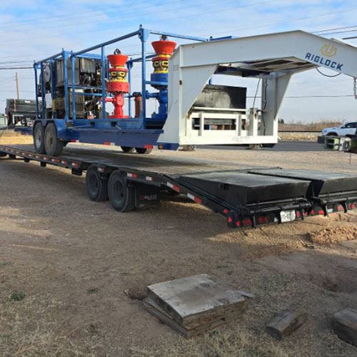 Emergency towing team recovering semi-truck in Odessa, TX