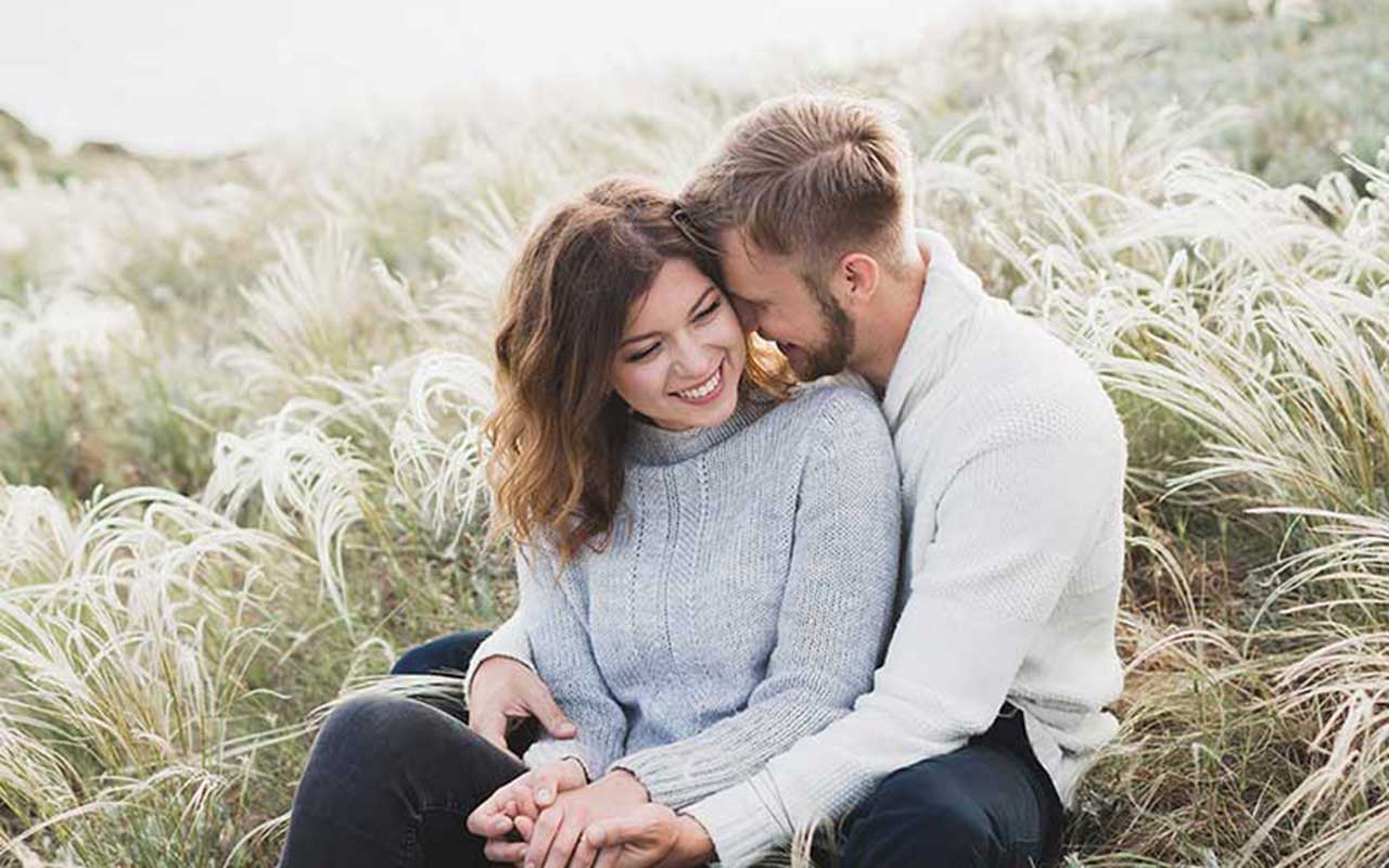 Frau vor dem Spiegel - I love me