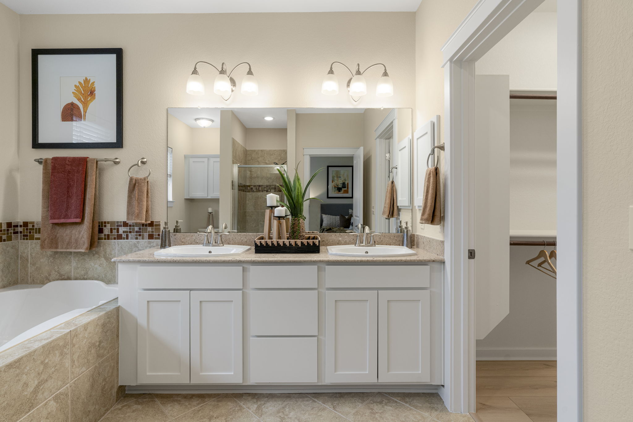 4116 Berkman Dr Primary Bathroom