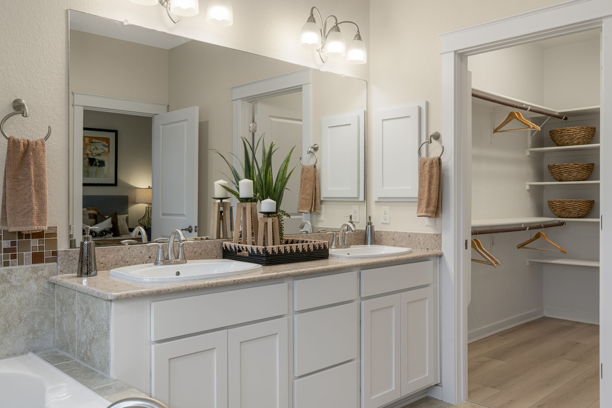 4116 Berkman Dr Primary Bath & Closet