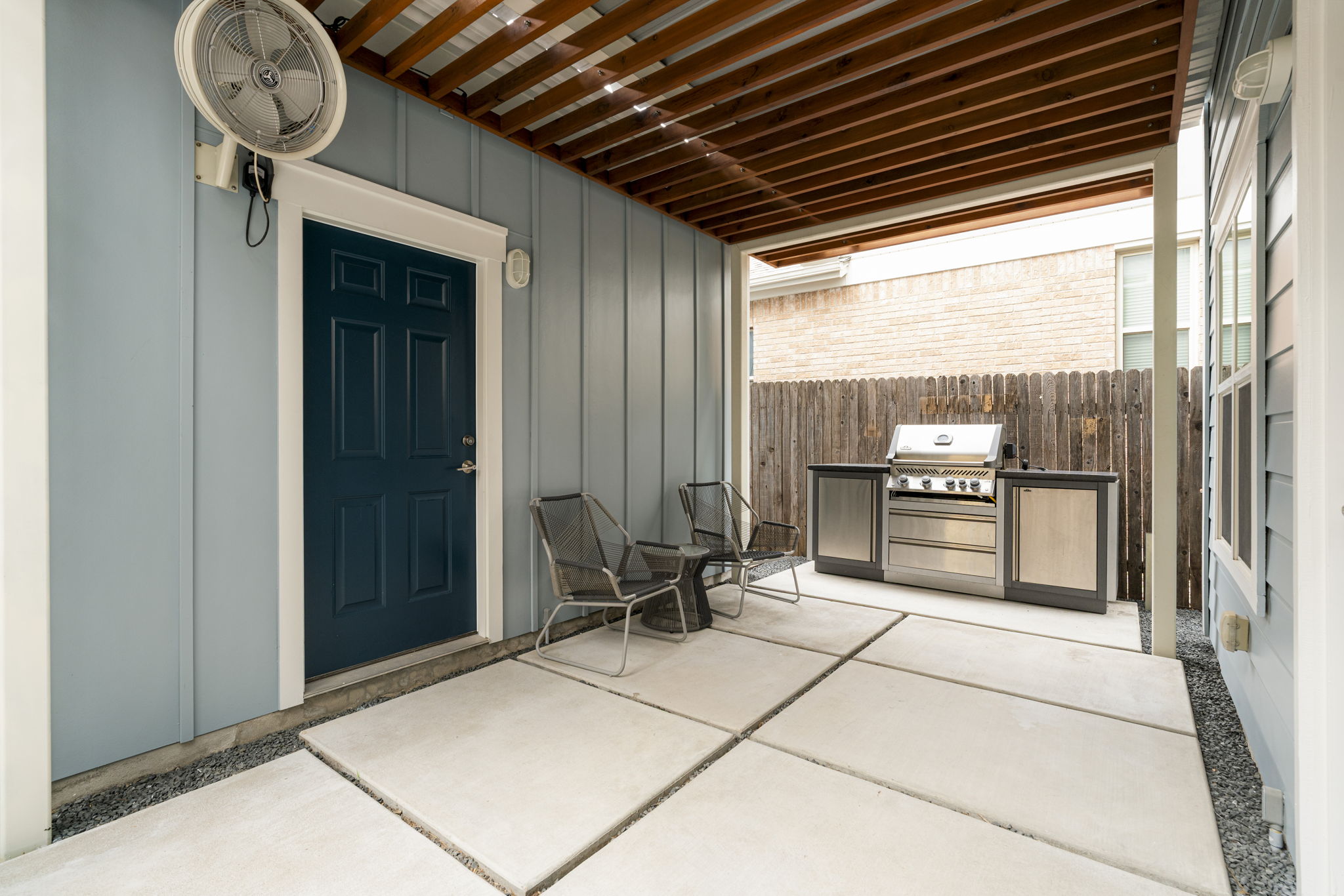 4512 Ruiz Street Patio - Outdoor Kitchen