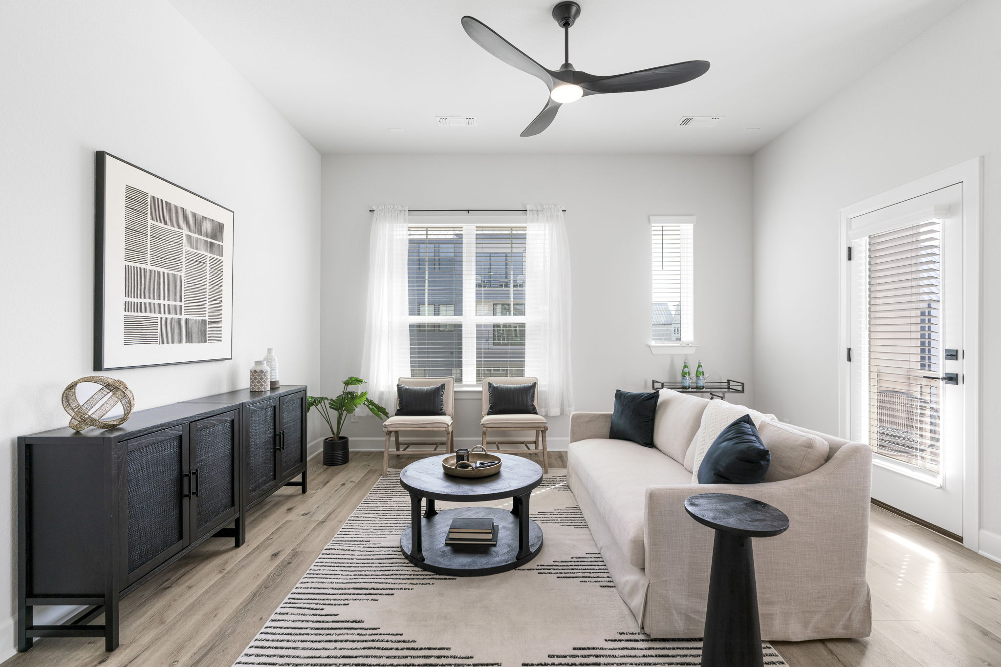 Upstairs livingroom 3900 Taniguchi Street Upstairs livingroom 3900 Taniguchi Street