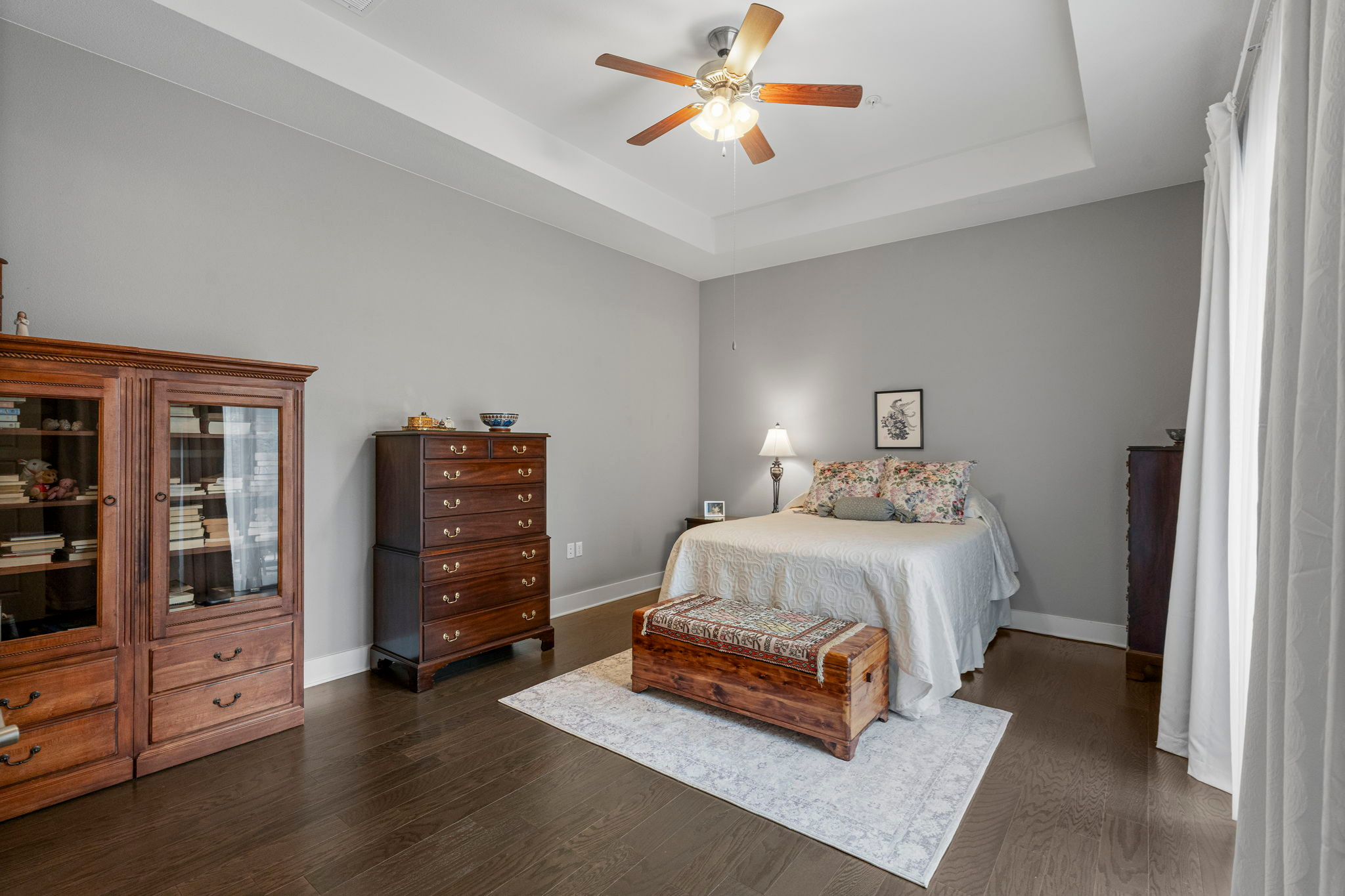 4533 Berkman Drive First-Floor Primary Suite