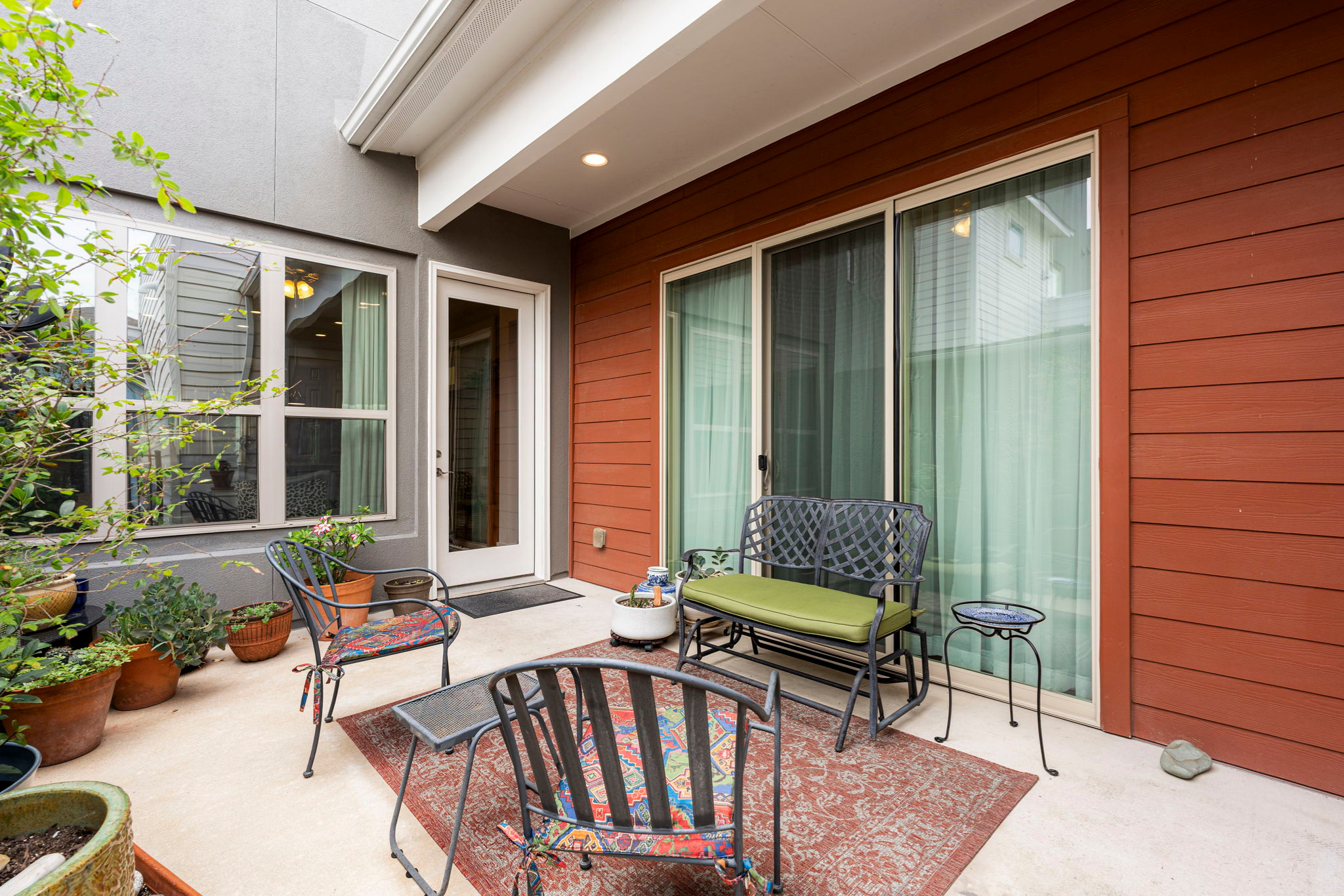 4533 Berkman Drive Patio