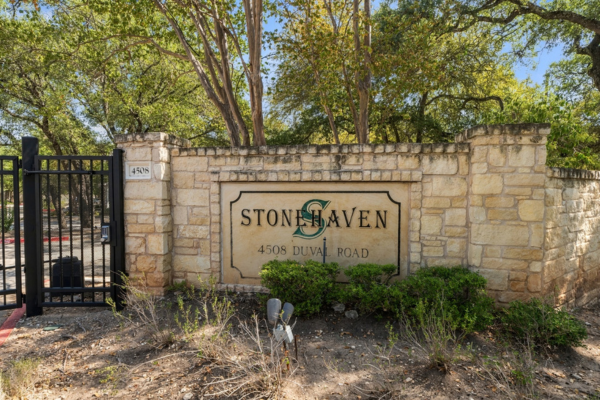 Stonehaven Gate at 4508 Duval