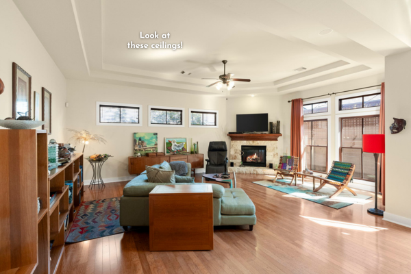3404 Scales St Livingroom