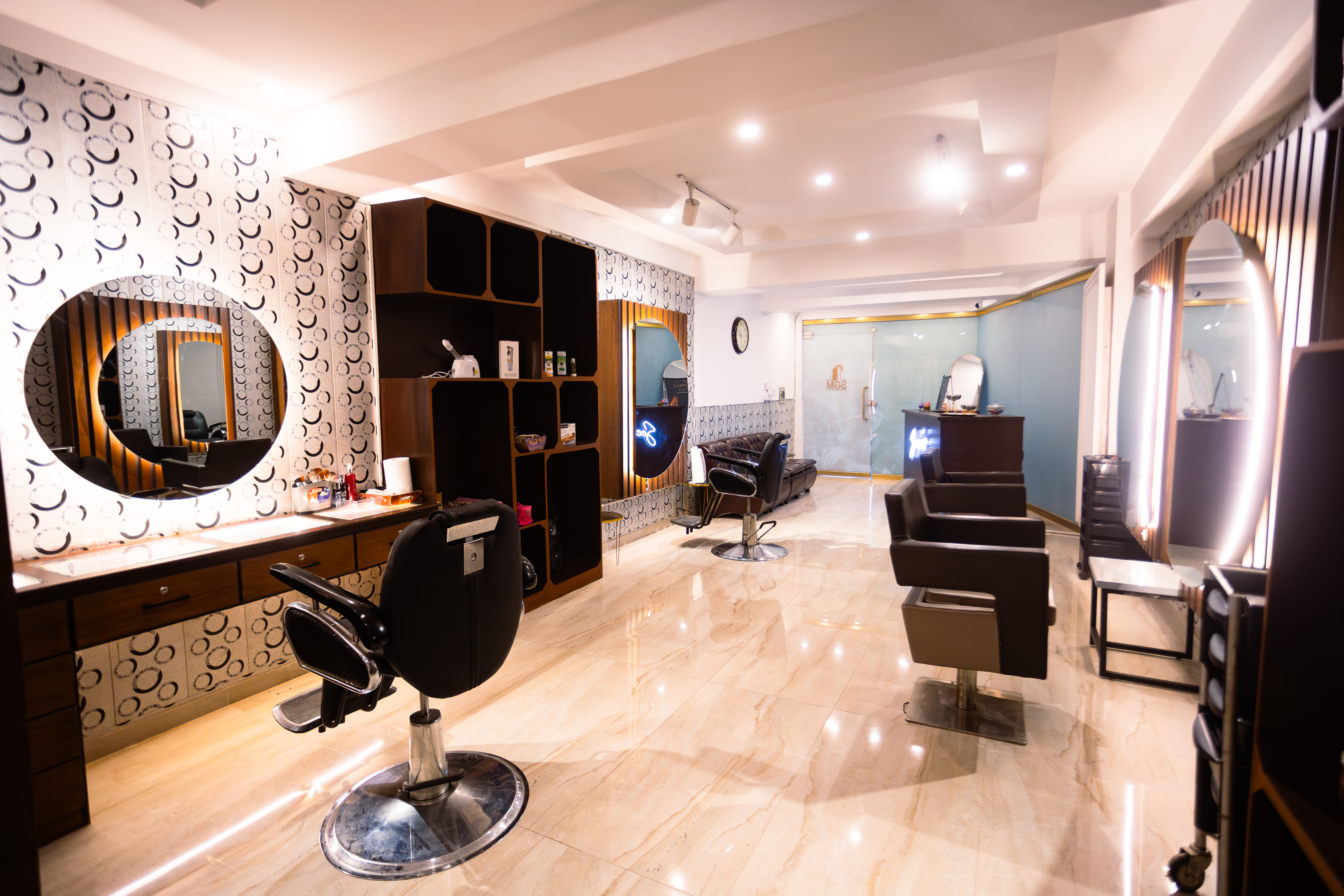 Salon
