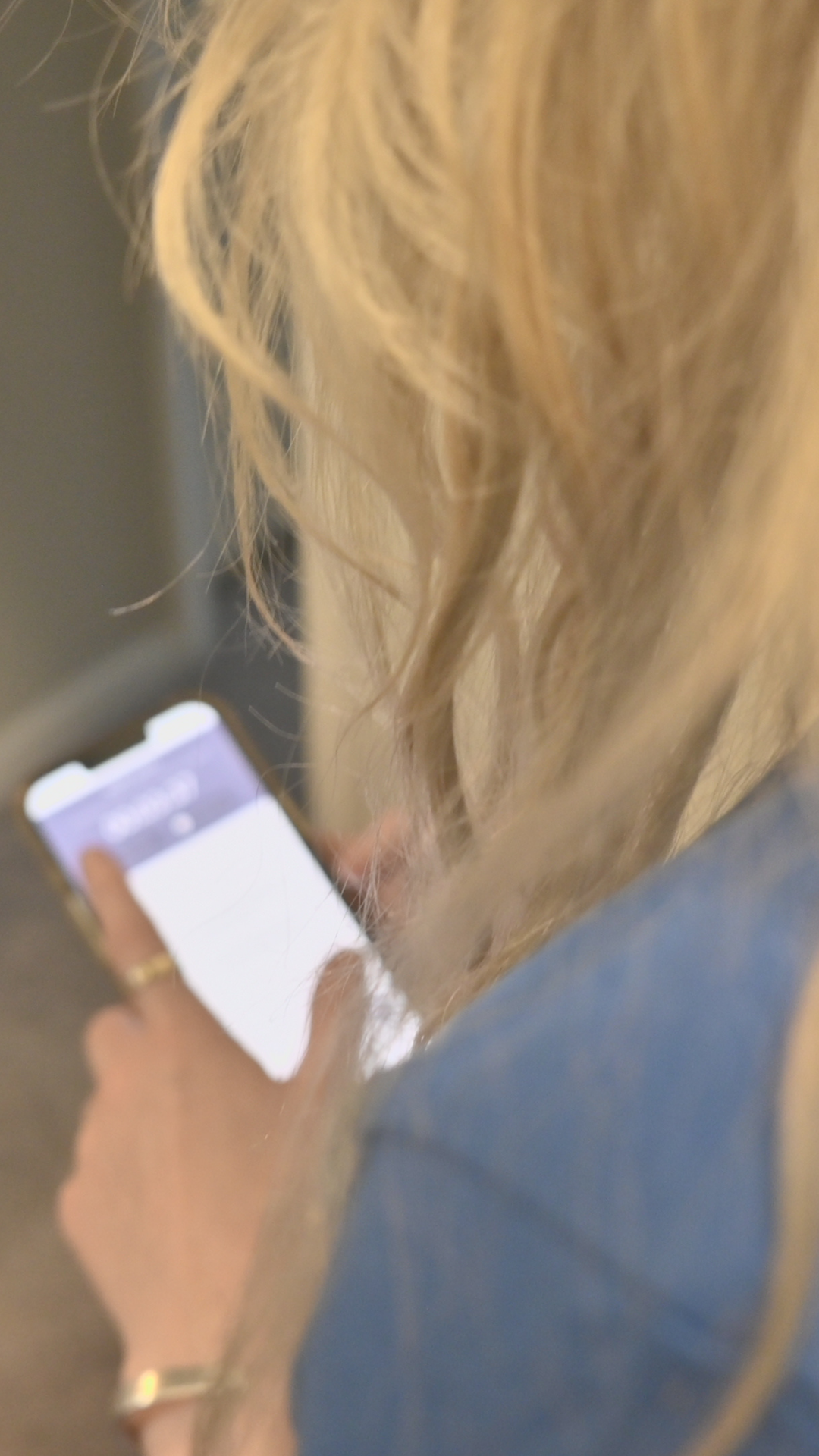 A Keeper reviewing the cleaning checklist in the Maid Kept booking app